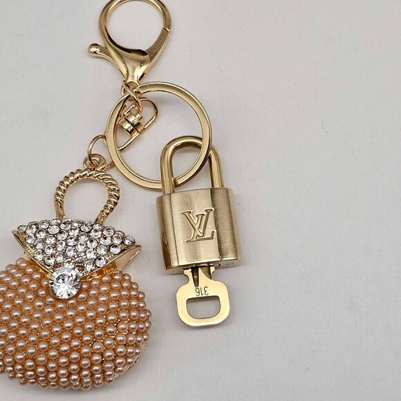 Authentic Louis Vuitton Lock & Key with unbranded Bagcharm, Keycharm, Keychain - Picture 3 of 8